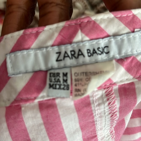 Zara Basic MEDIUM - Picture 9 of 10